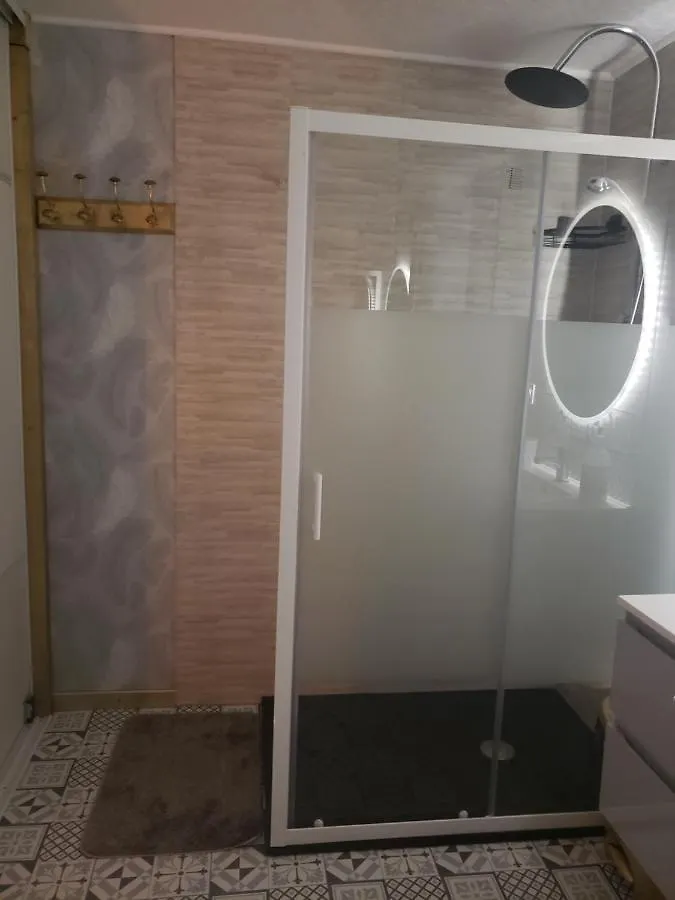 Miss G'Ainguette Apartment Guereins France